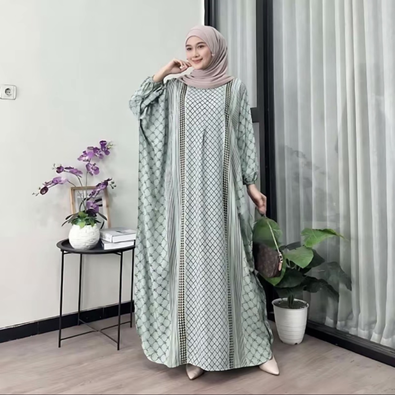 ملابس نسائية MH101 - الصورة الرئيسية